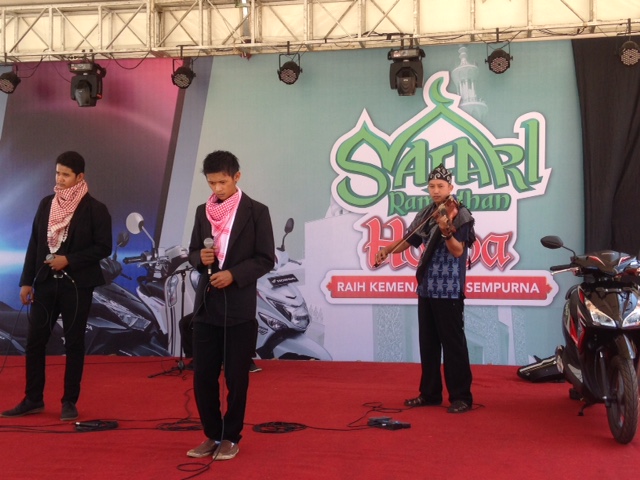 Safari Ramadhan Honda 2015 “Raih Kemenangan Sempurna” Banjarmasin Salah Satu Penampilan Peserta Nasyid di Safari Ramadhan Honda 2015