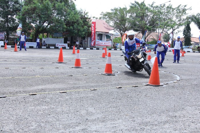 Gelar Kompetisi Instruktur Safety Riding, AHM Mantapkan Komitmen Keselamatan Berkendara