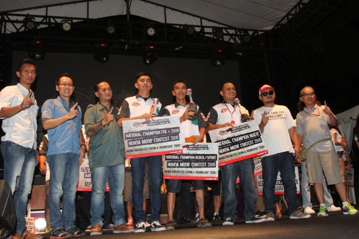 1.200 Modifikator Ikuti Kontes Modifikasi Terbesar Honda 1.200 Modifikator Ikuti Kontes Modifikasi Terbesar Honda