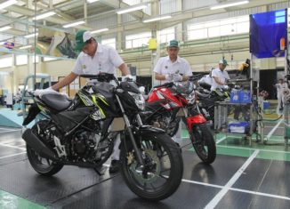 AHM Segarkan Tampilan New Honda CB150R StreetFire‎
