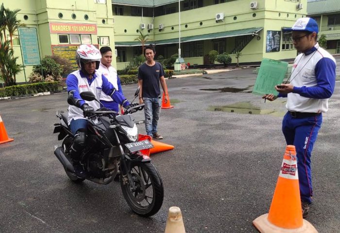 Rangkul Komunitas, Trio Motor Gelar Safety Riding Competition