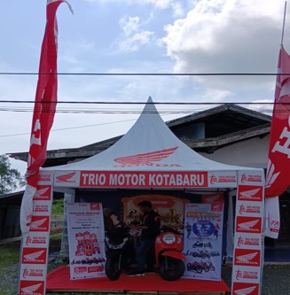 Trio Motor Kotabaru Sapa Warga Pulau Laut Timur