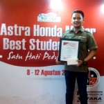 Trio Motor Terima Penghargaan CSR 2015