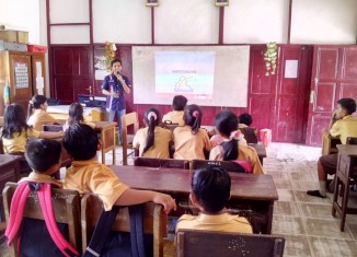 Safety Riding Trio Motor Goes to SDN 1 Mambulau Kalteng