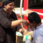 Trio Motor Berbagi dengan Anak SLB Pelambuan