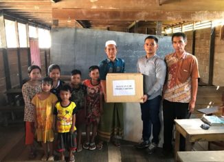 Honda Berikan Bantuan untuk Madrasah Diniyah Awaliyah Batola