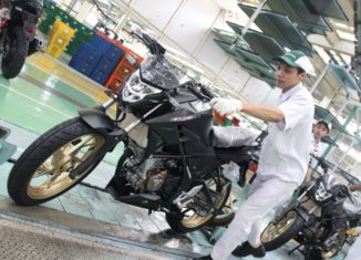 AHM Hadirkan Warna Baru Eksklusif New Honda CB150R StreetFire