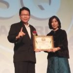 “Astra Honda Autorized Service Stasion” atau yang lebih populer dengan sebutan AHASS kembali mendapatkan penghargaan Service Quality ( SQ ) 2017, untuk Kategori “ Automotive 2W After Sales Service. Survey yang dilakukan fokus pada Service accesibility, Service process, People, Service solution. Penghargaan tertinggi dalam ajang SQ Award ( Diamond ) semakin membuktikan kualitas dan komitmen AHASS dalam memberikan layanan terbaik untuk konsumen. “Terima kasih atas kepercayaan konsumen yang menghantarkan kami pada penghargaan ini. Kami senantiasa ingin terus berusaha memberikan layanan terbaik di seluruh jaringan kepada seluruh konsumen HONDA. Nikmati kenyamanan melakukan service di AHASS dengan booking service, pit express dan banyak lagi layanan yang siap memanjakan konsumen setia Sepeda Motor Honda.
