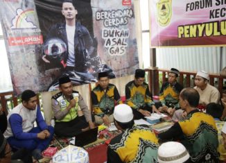 Satlantas dan Trio Motor Sosialisasikan Keselamatan di Hadapan FSU