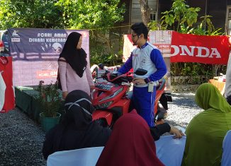 Trio Motor dan Polantas Edukasi Berkendara di Kampung Kehimungan