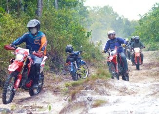 Gelar Jelajah Alam, Trio Motor Ajak Komunitas CRF 150L Trabas Rute Tamiang Layang