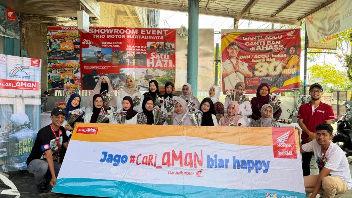 Kartini in Bloom, Honda Trio Motor Martadinata Tebar Apresiasi Lewat Setangkai Mawar